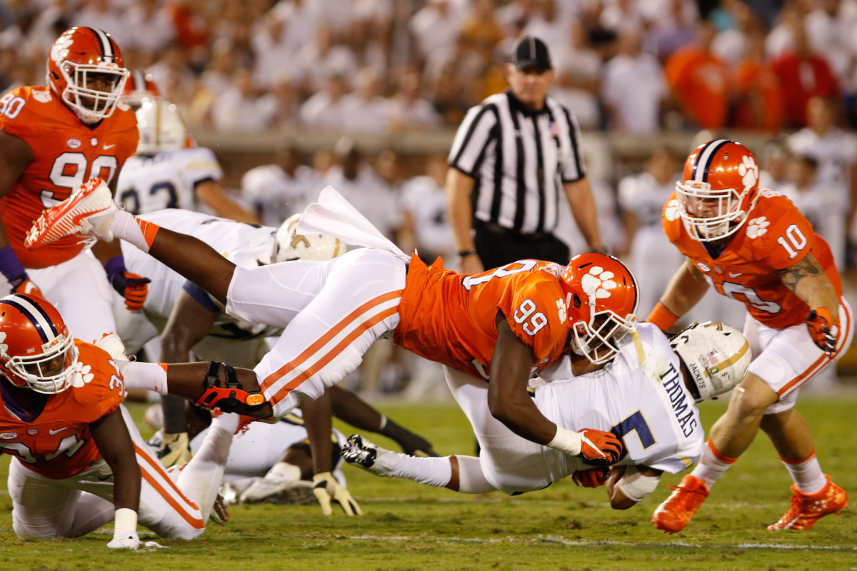 DE Clelin Ferrell | Raider Watch